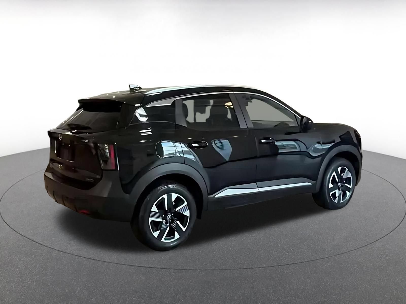 Used 2026 Nissan Kicks SV w/ Cold Weather Package AWD/4WD image 10