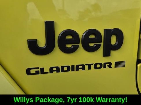 Used 2023 Jeep Gladiator Sport AWD/4WD image 11