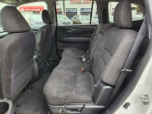 Used 2021 Honda Pilot EX image 12