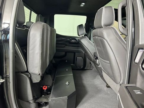 Used 2023 GMC Sierra 1500 AT4X image 28