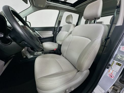 Used 2015 Subaru Forester 2.5i Premium w/ All-Weather Package AWD/4WD image 20