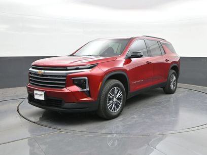 Used 2026 Chevrolet Traverse LT w/ Driver Confidence Package