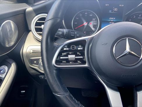 Used 2020 Mercedes-Benz GLC 300 4MATIC image 23