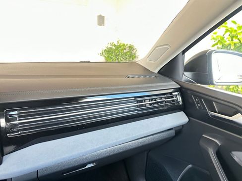 Used 2025 Volkswagen Jetta SE image 35