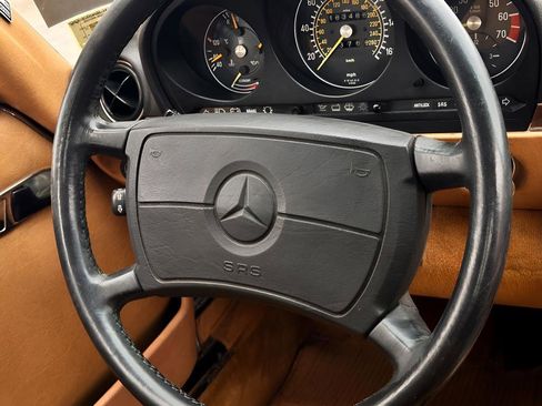 Used 1987 Mercedes-Benz 560 SL image 14