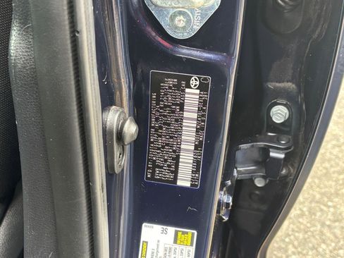 Used 2025 Toyota Corolla LE image 24