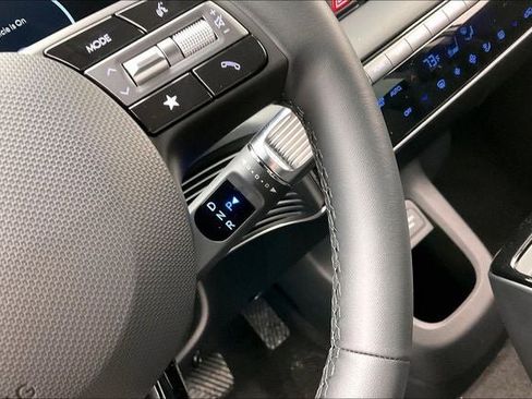 New 2026 Hyundai Ioniq 5 SEL image 9