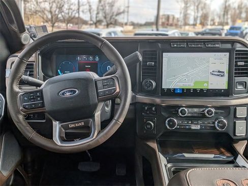 Used 2024 Ford F350 King Ranch w/ Chrome Package image 31