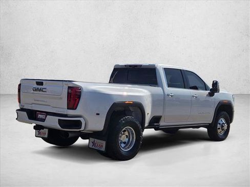 Used 2024 GMC Sierra 3500 Denali w/ Denali Reserve Package AWD/4WD image 5