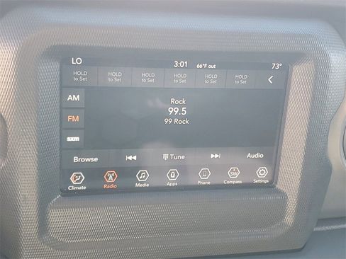 Used 2023 Jeep Wrangler Willys image 16