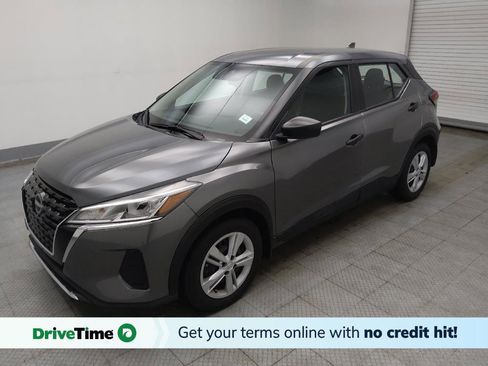 Used 2024 Nissan Kicks S image 1