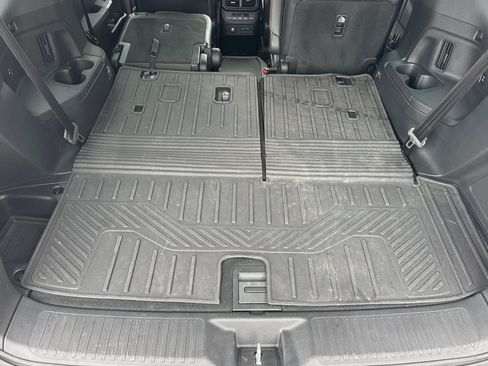 Used 2025 Honda Pilot TrailSport image 25