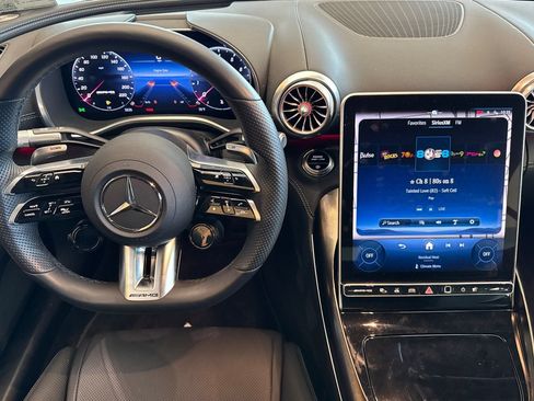 Used 2022 Mercedes-Benz SL 63 AMG 4MATIC image 15