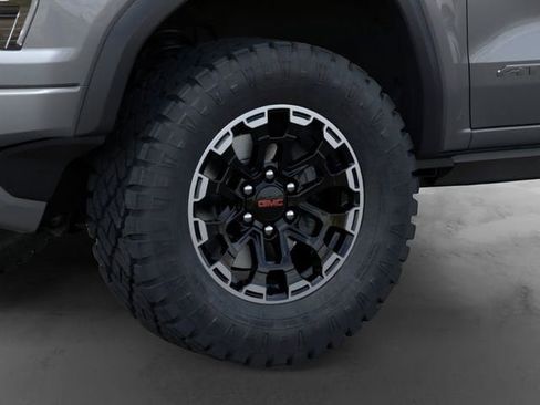 New 2026 GMC Canyon AT4 AWD/4WD image 9