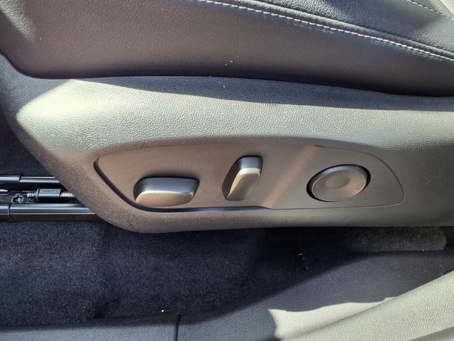 Used 2025 Chevrolet Traverse LT AWD/4WD image 81