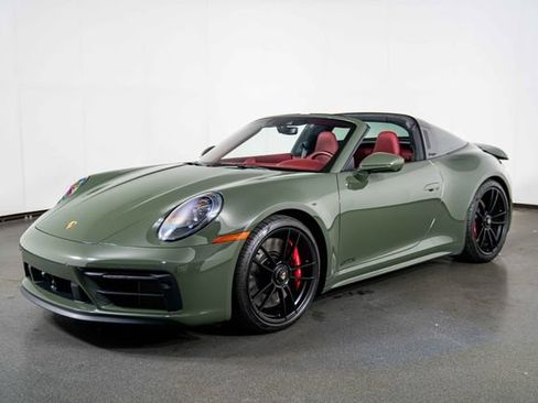 Used 2022 Porsche 911 Targa 4 GTS w/ Premium Package AWD/4WD image 4