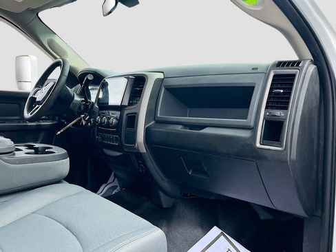 Used 2017 RAM 2500 Tradesman w/ Chrome Appearance Group AWD/4WD image 26