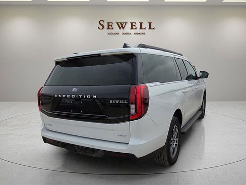New 2026 Ford Expedition Max Active image 4