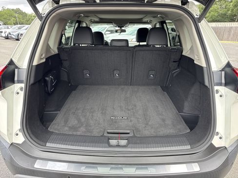 Used 2023 Nissan Rogue SV w/ SV Premium B Package FWD image 29
