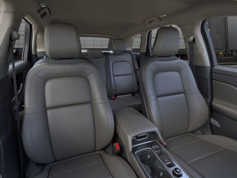 New 2026 Lincoln Corsair Premiere image 39