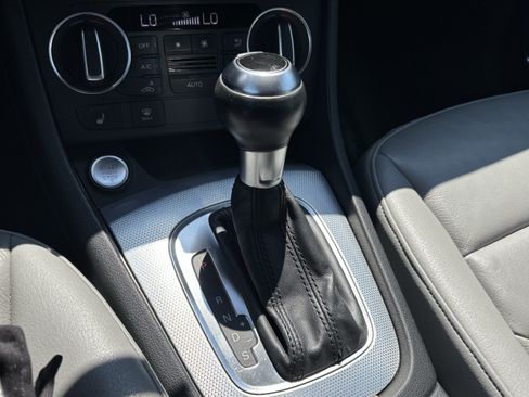 Used 2018 Audi Q3 2.0T Premium Plus FWD image 28