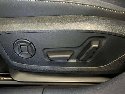 Used 2025 Audi A5 2.0T Premium Plus w/ Premium Plus AWD/4WD image 18