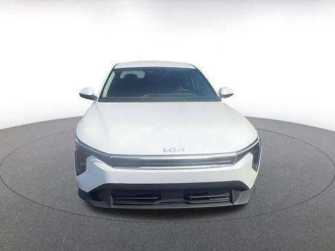 Used 2025 Kia K4 LXS image 5