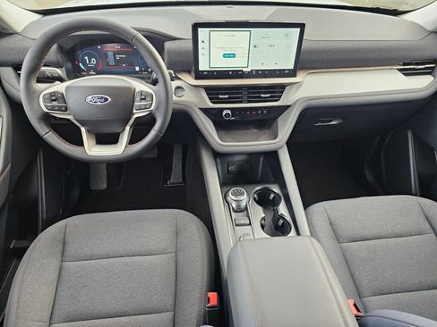 New 2026 Ford Explorer Active AWD/4WD image 11