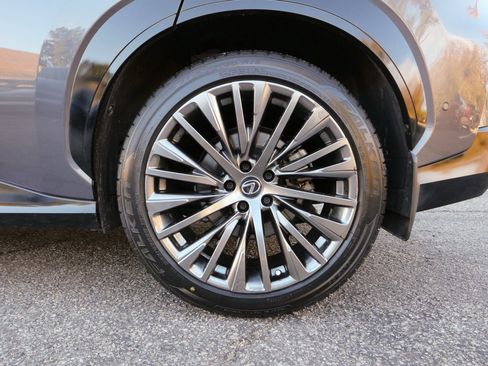 Used 2023 Lexus RZ 450e Luxury image 32