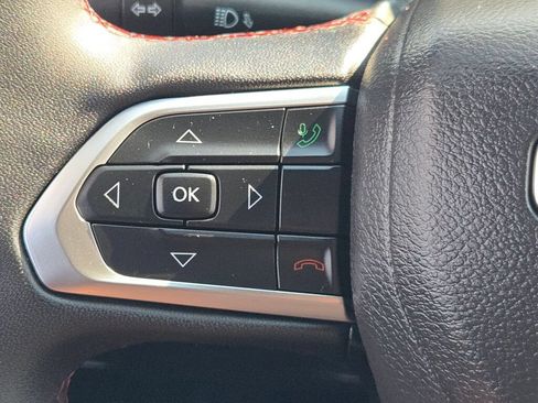 Certified 2025 Jeep Compass Trailhawk AWD/4WD image 32