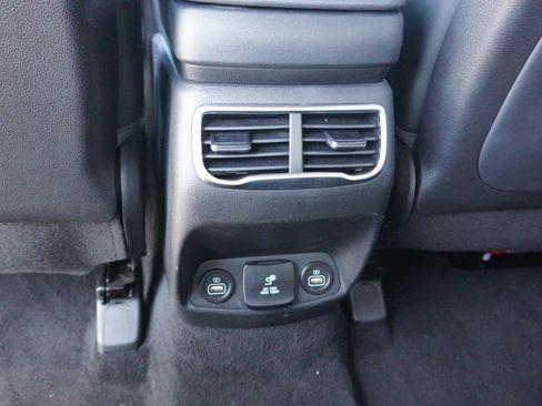 Used 2023 Hyundai Santa Fe Calligraphy image 31