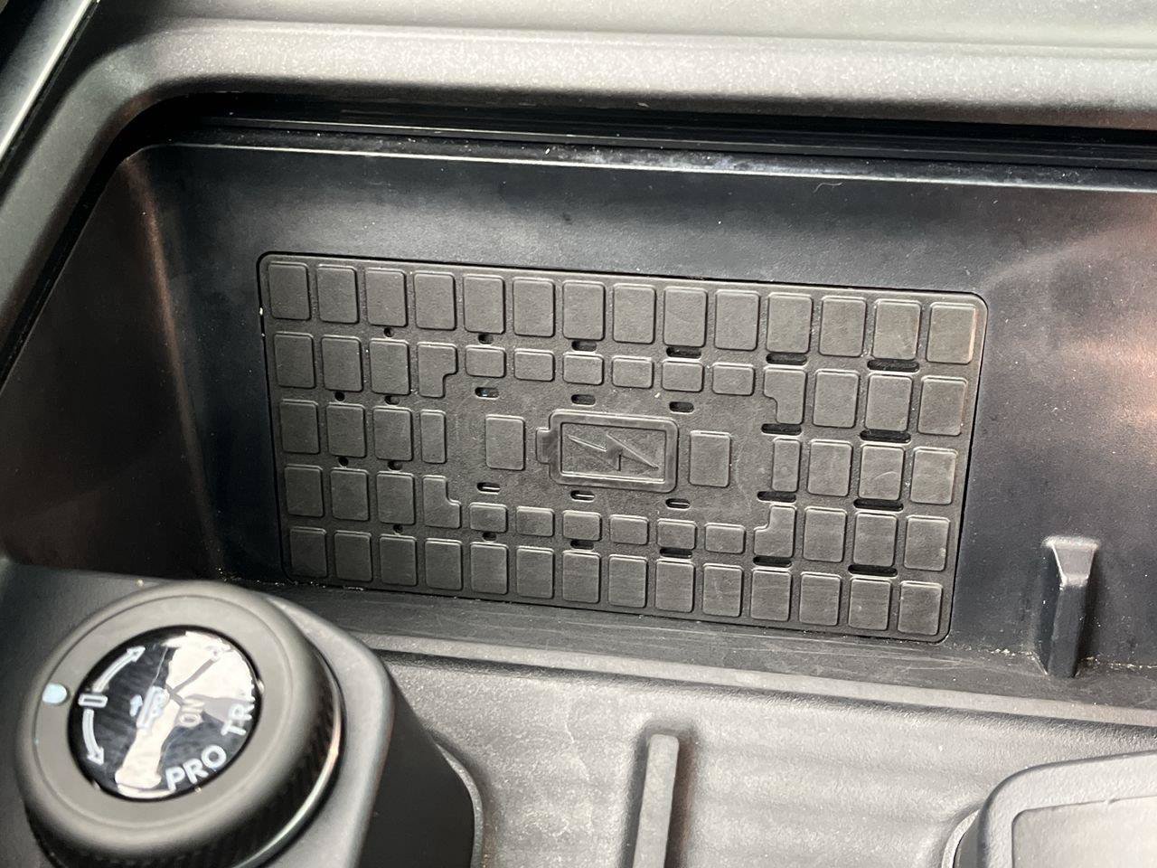 Certified 2025 Ford Expedition Active AWD/4WD image 29