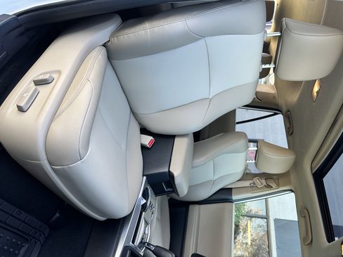 Used 2020 Toyota 4Runner SR5 Premium w/ Moonroof Package image 24