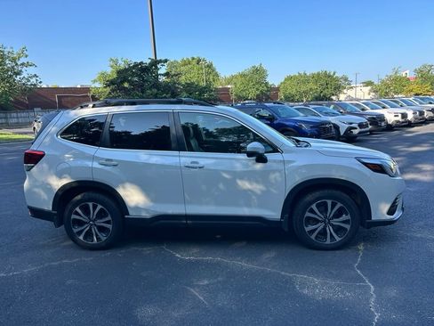 Used 2024 Subaru Forester Limited AWD/4WD image 2