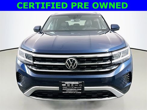 Used 2022 Volkswagen Atlas Cross Sport SE w/ Black Wheel Package image 2