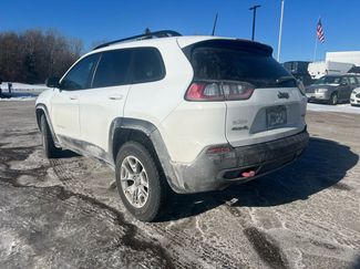 Used 2022 Jeep Cherokee Trailhawk video 2