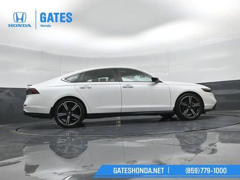 Used 2023 Honda Accord Sport image 37
