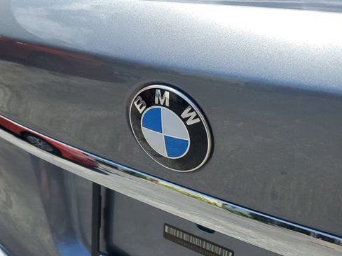 Used 2011 BMW 750i xDrive AWD/4WD image 9