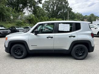 Used 2016 Jeep Renegade Sport w/ Power & Air Group FWD video 2