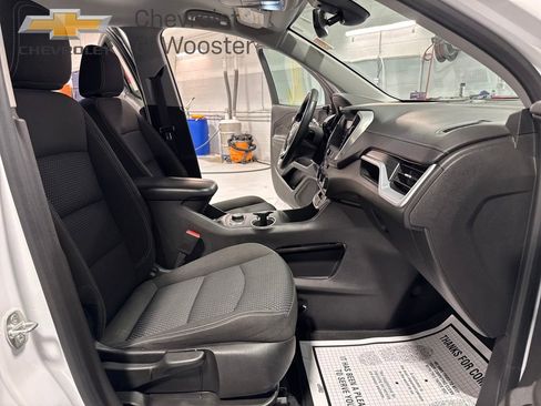 Used 2023 GMC Terrain SLE w/ Driver Convenience Package image 26