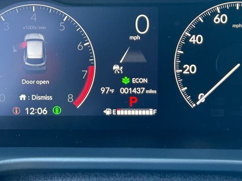 Certified 2026 Honda HR-V LX image 31