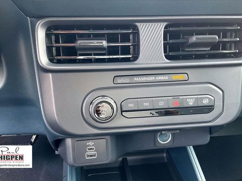 New 2025 Ford Maverick XL w/ Equipment Group 101A image 23