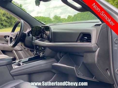 Used 2025 Chevrolet Tahoe LT AWD/4WD image 18