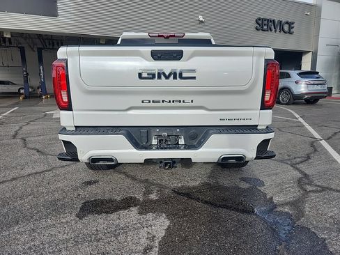 Used 2024 GMC Sierra 1500 Denali Ultimate AWD/4WD image 8