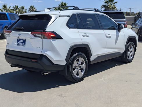 Used 2024 Toyota RAV4 XLE w/ Convenience Package FWD image 2