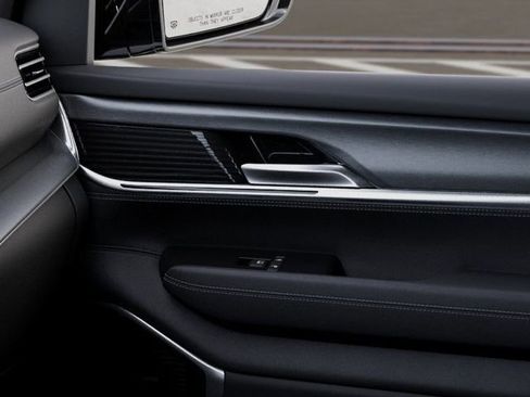 New 2026 Jeep Grand Wagoneer 4WD image 25