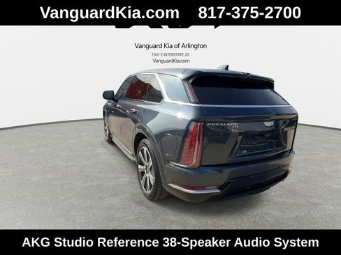 Used 2025 Cadillac Escalade IQ Luxury 2 w/ LPO, Premium Carpet Package AWD/4WD image 7