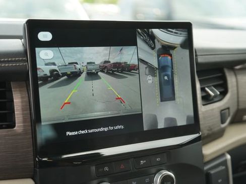 Used 2024 Ford Expedition Max Limited image 30