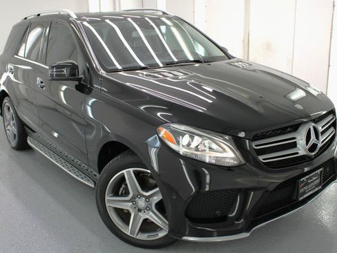 Used 2017 Mercedes-Benz GLE 400 4MATIC image 26
