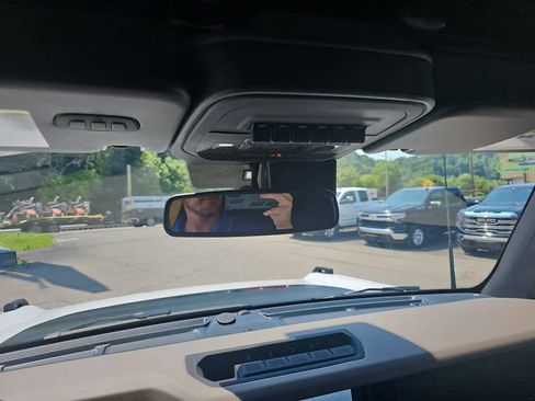 Used 2023 Ford Bronco Wildtrak image 19